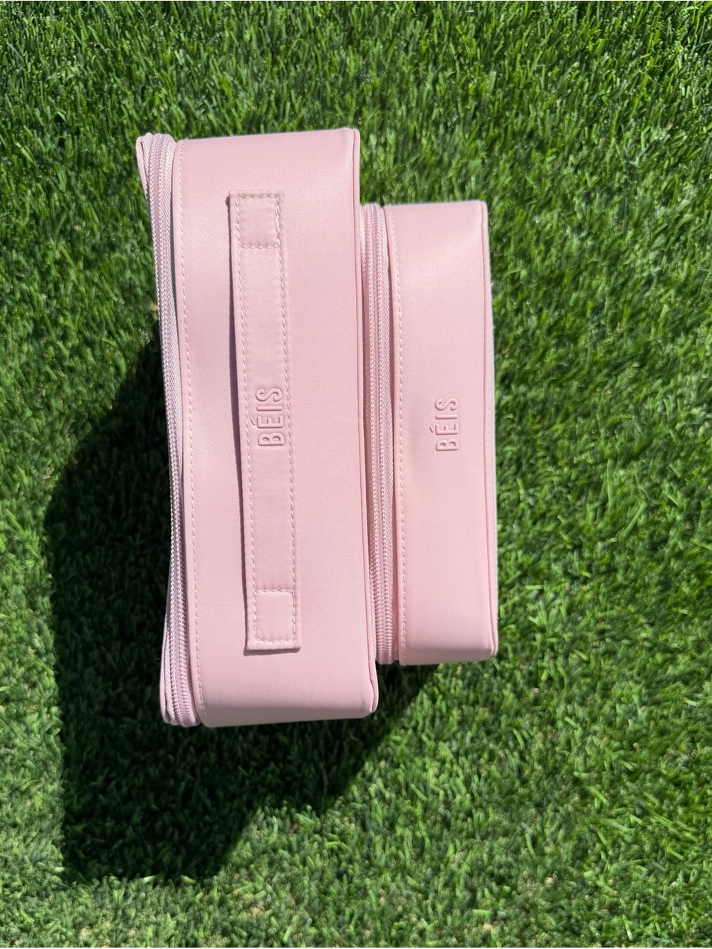 BEIS in flight cosmetic set in atlas pink - Picture 2 of 7